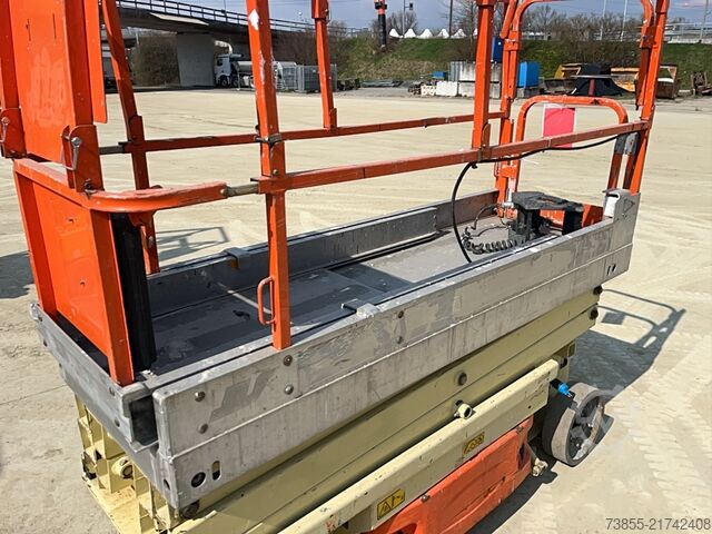 Scissor Lift JLG 2030 Es (8m)