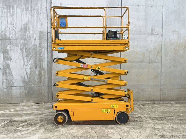 Scissor Lift Iteco IT 10090 (12m)