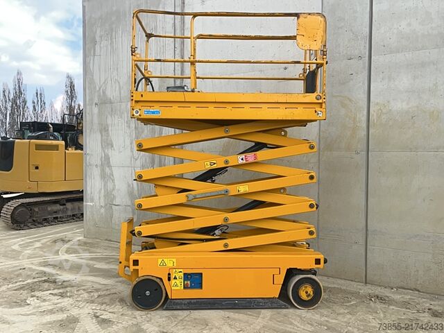 Scissor Lift Iteco IT 10090 (12m)