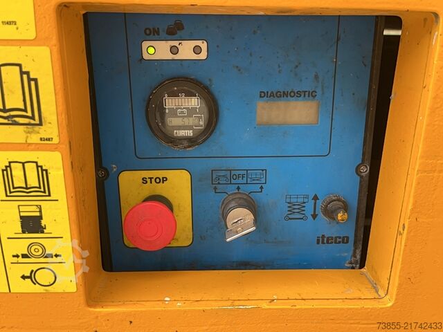 Scissor Lift Iteco IT 10090 (12m)