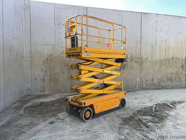 Scissor Lift Iteco IT 8290 (10m)
