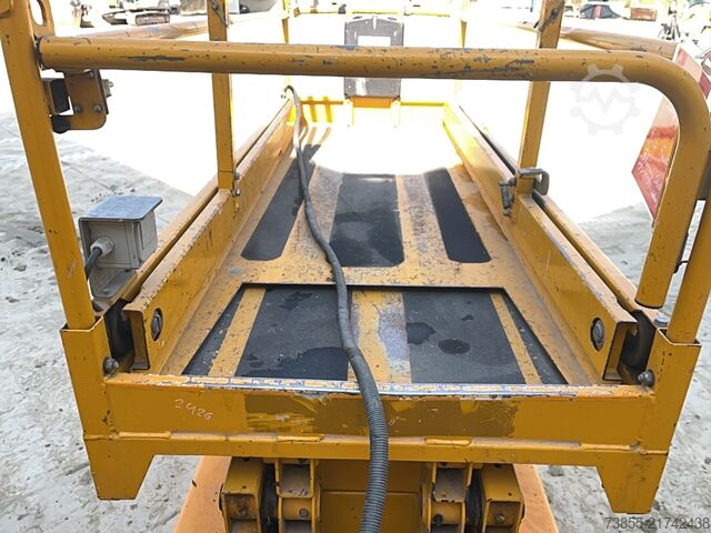 Scissor Lift Iteco IT 8290 (10m)