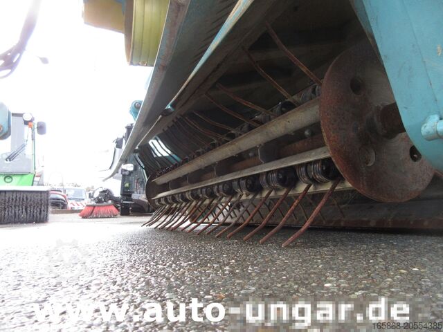 Beach cleaners Kässbohrer BeachTech STR 2000 Cribleuse de Plage B