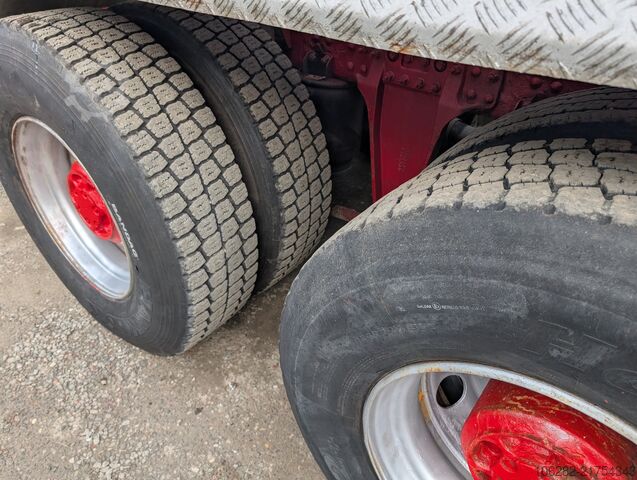 Abrollkipper Volvo FH16 6X4 610HP HYVA Blatt/Luft Manuell