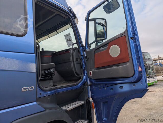 Abrollkipper Volvo FH16 6X4 610HP HYVA Blatt/Luft Manuell