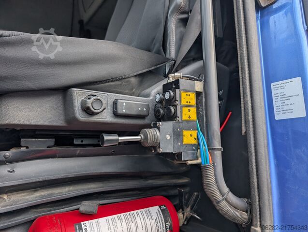 Abrollkipper Volvo FH16 6X4 610HP HYVA Blatt/Luft Manuell