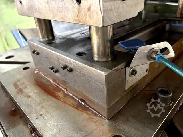 Exzenterpresse MASCH LE-250 C