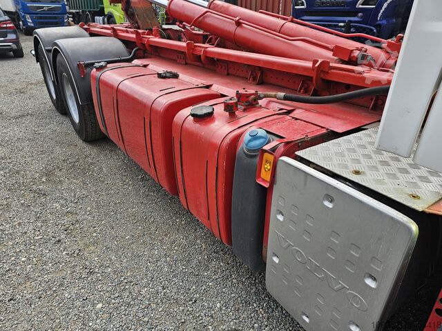 Abrollkipper Volvo FH520 6x4 Multilift SAWO 20T