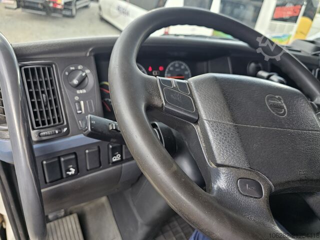 Abrollkipper Volvo FH520 6x4 Multilift SAWO 20T