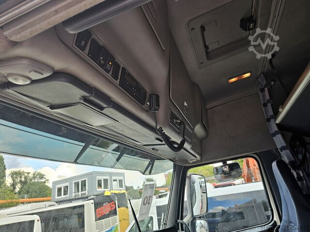 Abrollkipper Volvo FH520 6x4 Multilift SAWO 20T