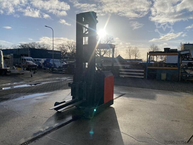 1995 BT RR B2 / 14 Reachtruck, 7 meter BT RR B2 / 14 Reachtruck, 7 meter