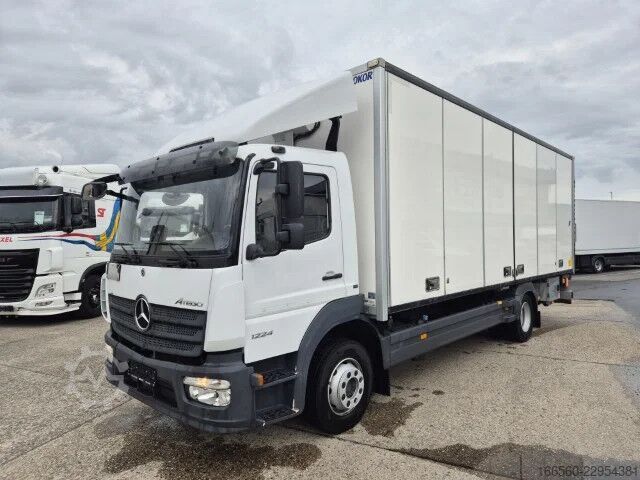 Closed bin Mercedes-Benz Atego 1224