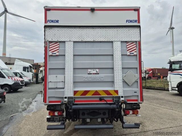 Closed bin Mercedes-Benz Atego 1224