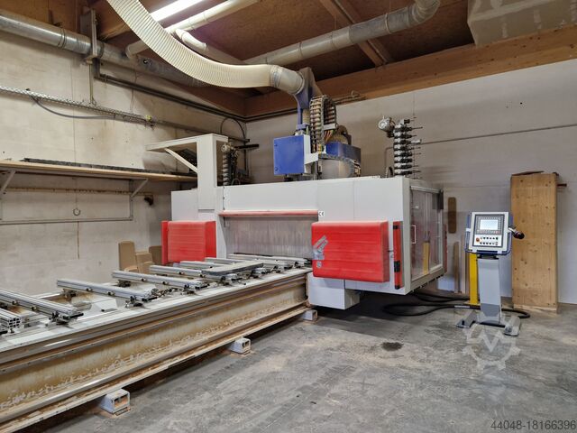 Bearbeitungszentrum MAKA FPM 470 R