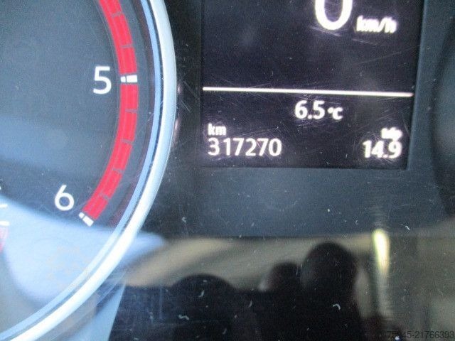 High top van VW Crafter, 35 2.0, L4H2, TÜV 06/2026, spez. Aufbau