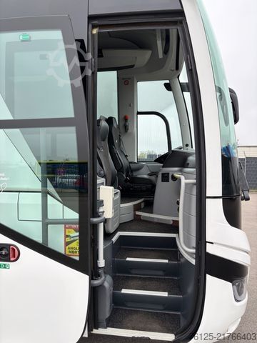 Motor coach MAN R07 R10 Lion?s Coach R07 Tourismo 515