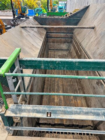 Bag opener / sack ripper BRT Recycling Technologie Schlitz-O-Mat