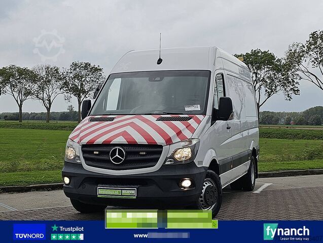 High-roof van MERCEDES-BENZ SPRINTER 519 L2H2 N2 3500Kg Trekhaak V6 3.0Ltr ...