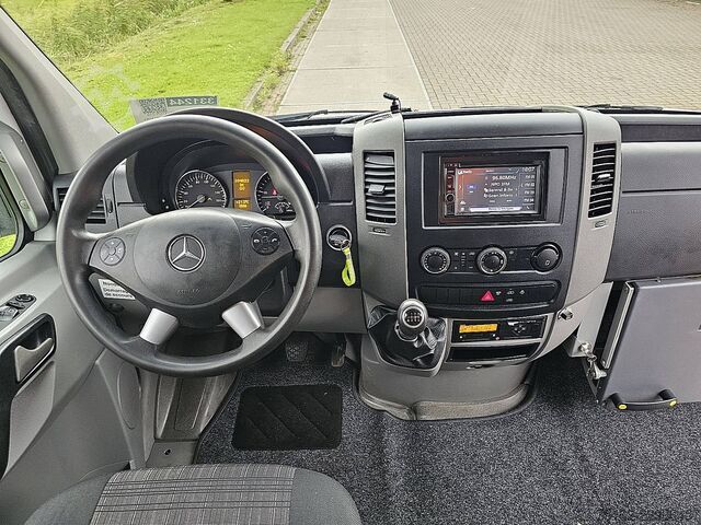High-roof van MERCEDES-BENZ SPRINTER 519 L2H2 N2 3500Kg Trekhaak V6 3.0Ltr ...