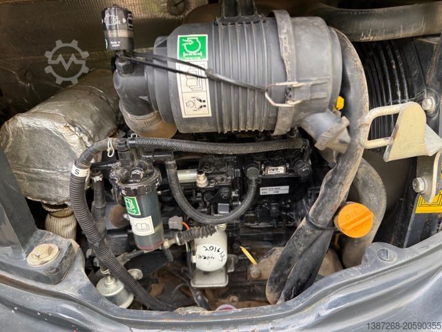 Mini excavator KOMATSU PC26MR-3 / 2020 BJ / 2.082 H /  2 x Löffel