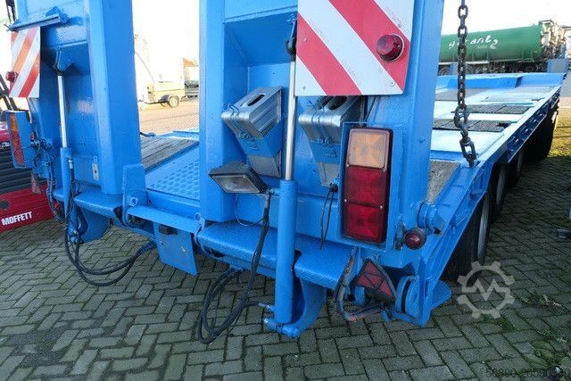 Low loader trailer LANGENDORF TUE 46/62-6, 60to. GG, Gelenkt, Hydr. Rampen