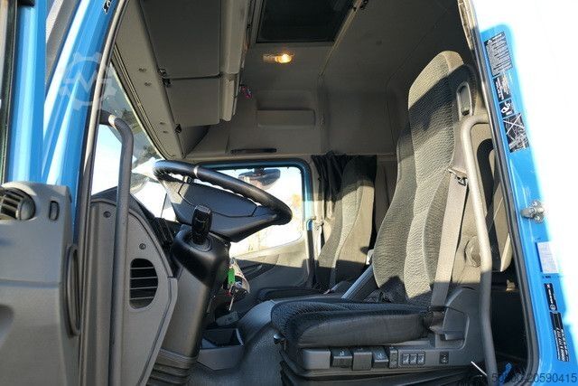 Flatbed truck with tarp MERCEDES-BENZ 1330 Atego 4x2, Schlafliege, LBW, AHK, Klima