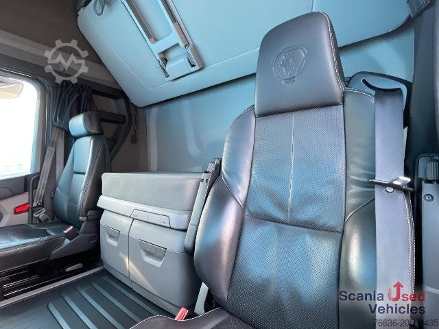 Standard tractor unit Scania R 450 A4x2NB RETARDER DIFF-L FULL AIR LED SMART2