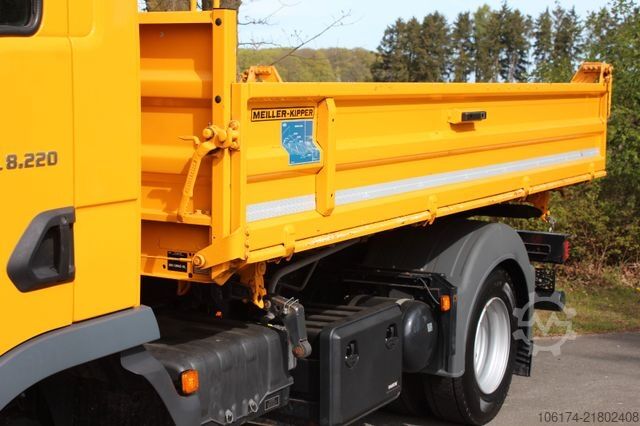 Three-way tipper van MAN TGL 8.220 BL Kipper 2 x AHK Neues Modell * TOP *
