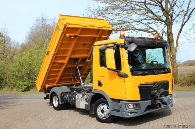 Three-way tipper van MAN TGL 8.220 BL Kipper 2 x AHK Neues Modell * TOP *