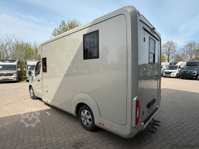 Livestock transporter RENAULT Master STX 5 Sitzer Standard