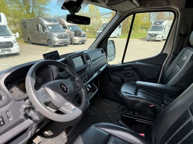 Livestock transporter RENAULT Master STX 5 Sitzer Standard