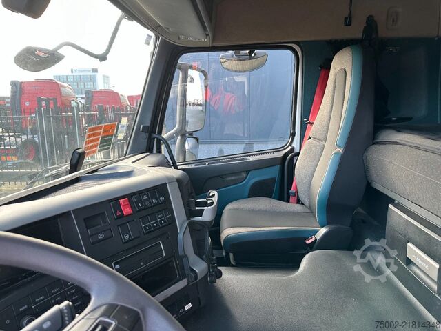 Standard-SZM Volvo FM 420 FM 420 Globetrotter / Night-Airco / ADR ...