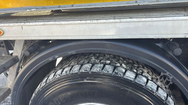 Automatic concrete pump Mercedes-Benz Arocs 3246