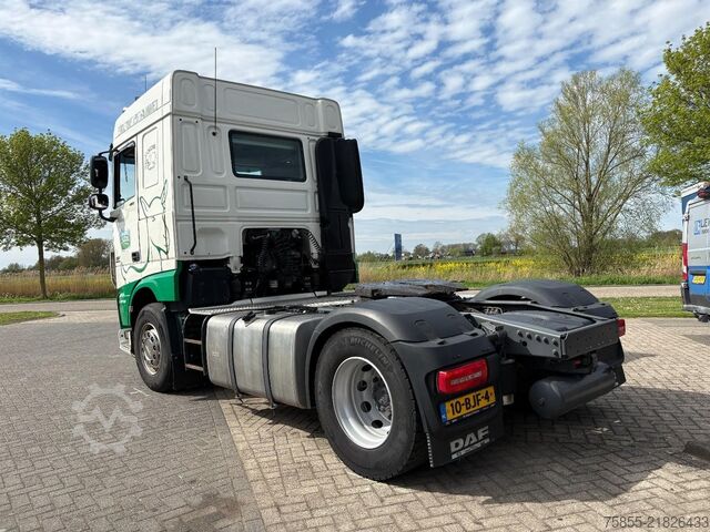 Standard tractor DAF XF 460 FT Spacecab / Euro 6 / NL Truck