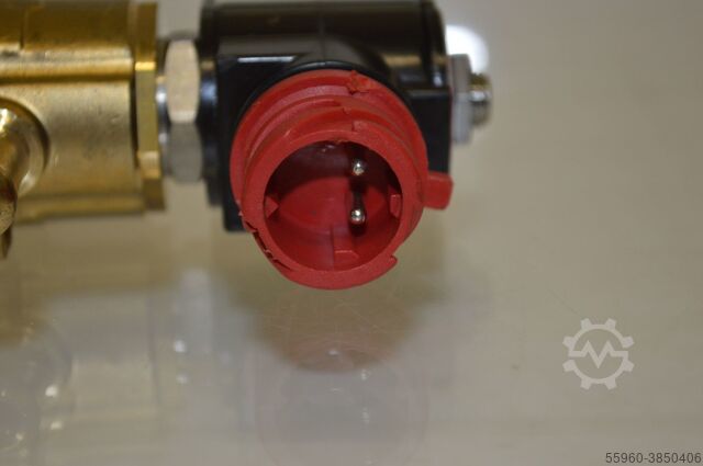 2/2 way valve 321 K 1535 F03S. C00. 479 BOSCH 321K1535