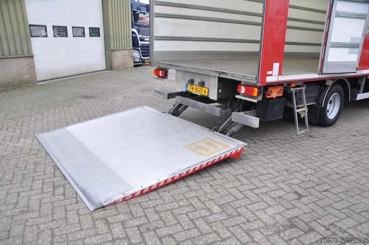 Suitcase DAF LF 210 4X2 8 TONS BOX + DHOLLANDIA