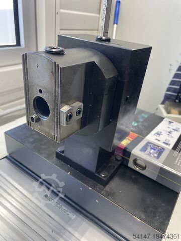 Tool presetter Zoller Hyperion 300
