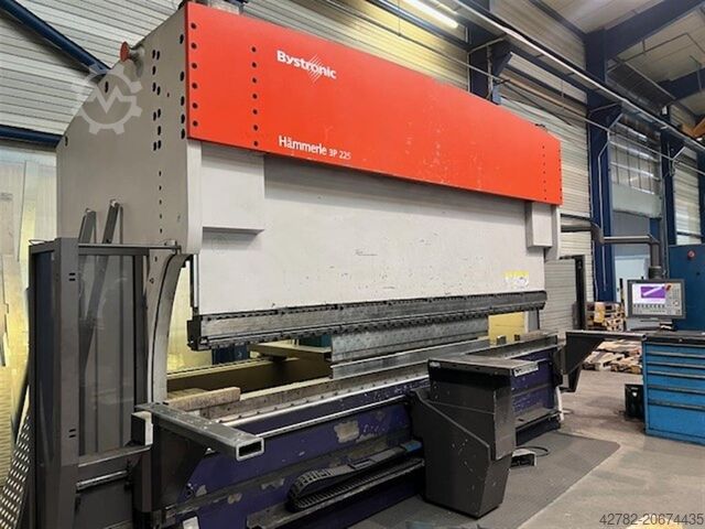 Abkantpresse - hydraulisch BYSTRONIC P225/410