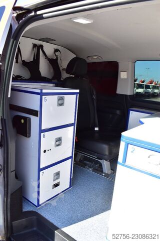 Mercedes-Benz Vito 4x4 Notarzt Einsatzfahrzeug NEF Mercedes-Benz Vito 4x4 Notarzt Einsatzfahrzeug NEF