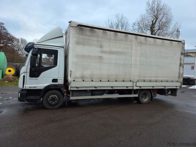 Transporter mit Pritsche & Plane IVECO 80-220 Eurocargo, Gardine, Ladebordwand, 1.Hand