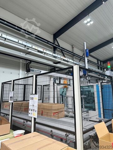 Injection molding machine KRAUSS MAFFEI Transportband