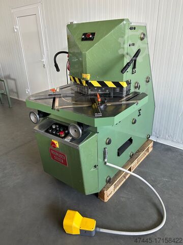 Ausklinkmaschine Indumasch V 204