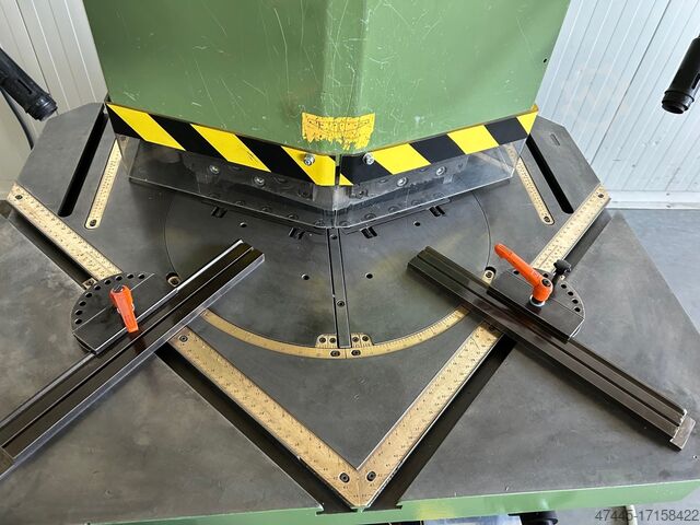 Ausklinkmaschine Indumasch V 204