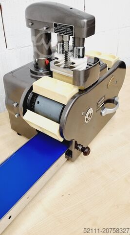 Brötchenstüpfler Werner & Pfleiderer Komet