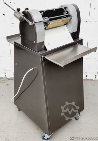 Hörnchenwickelmaschine Fritsch Rollex