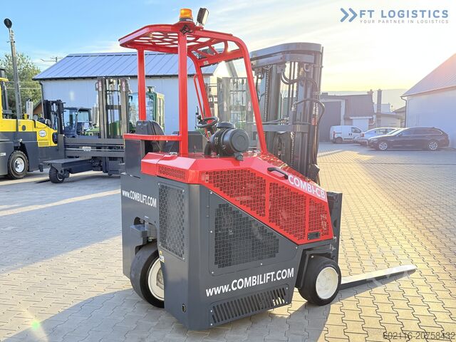 Four-way forklift Combilift C3000CB GAS TRIPLEX 4900 FREE-LIFT