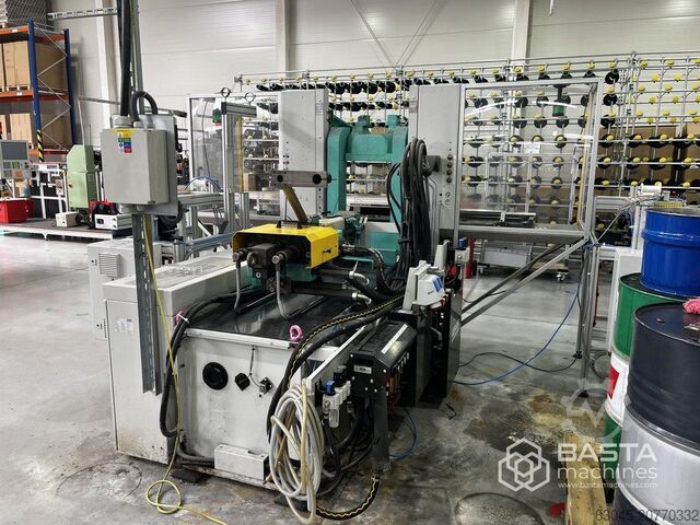 Vertikale Spritzgießmaschine Arburg 375 V 500 – 100 Schiebetisch (2015, nur 19.718 Betriebsstunden) Arburg 375 V 500 - 100 Schiebetisch