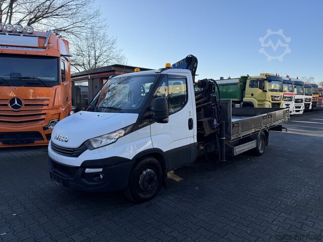 Pritschenwagen Iveco Daily 70C17 HMF 635 Kran bis 11 Meter