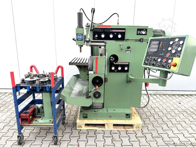 Fräsmaschine/TOS FNGJ 40 TOS INTOS FNGJ 40