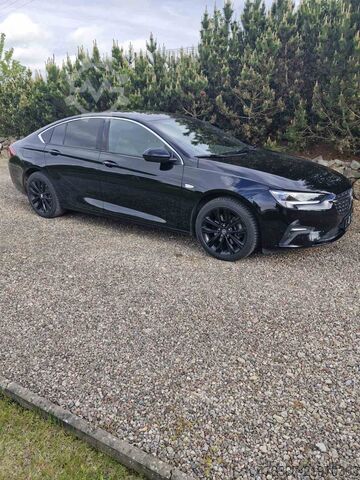 Passenger car Opel Insignia